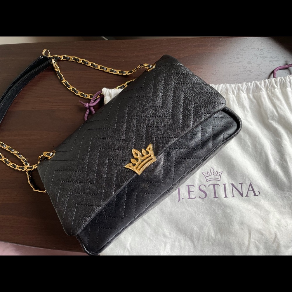 Beautiful shoulder bag from Korean brand J.Estina